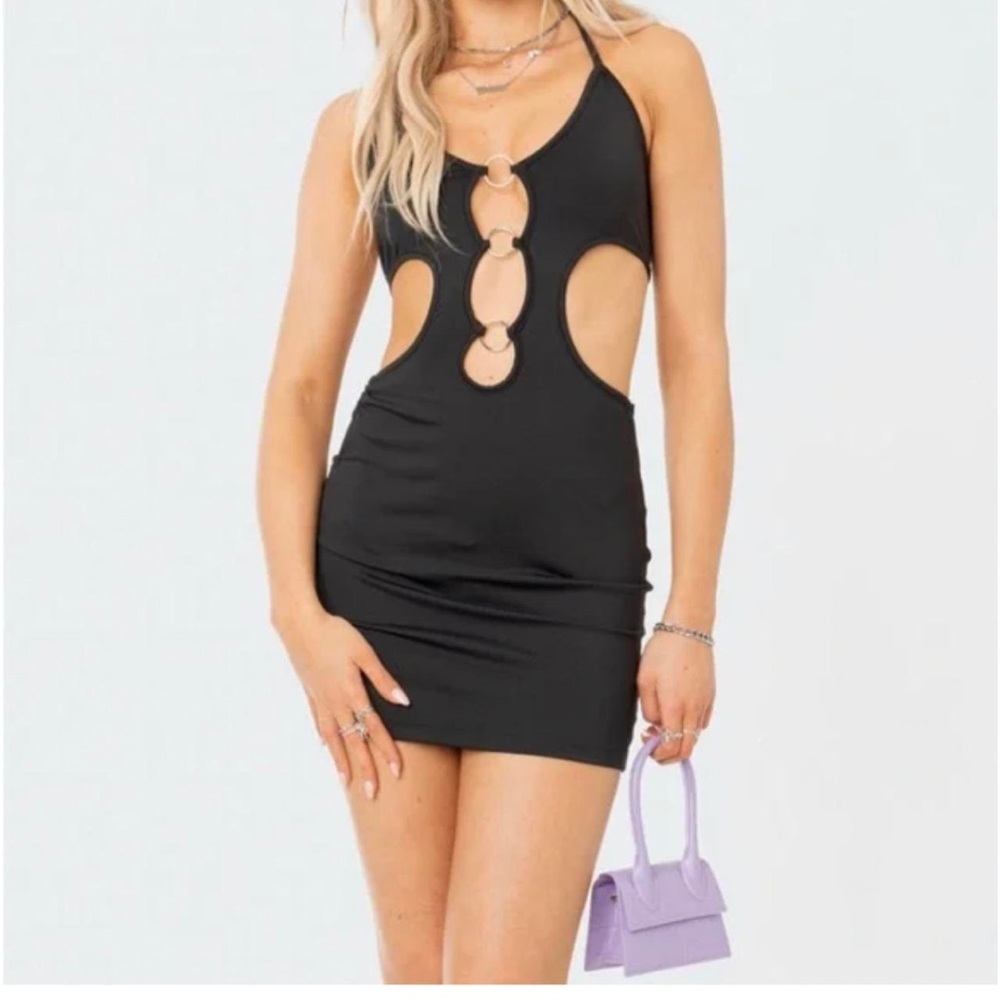 EDIKTED OPEN BACK MINI DRESS BLACK SIZE SMALL HALTER CUT OUT CHAIN DRESS